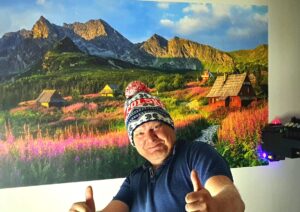 Opinie klientów o druku ściennym – zadowolone firmy i instytucje dzielą się doświadczeniami z trwałych i estetycznych nadruków ściennych